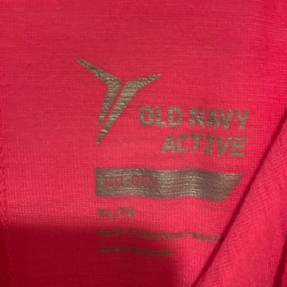 NWOT Racerback Old Navy Active Tank - Picture 3 of 4